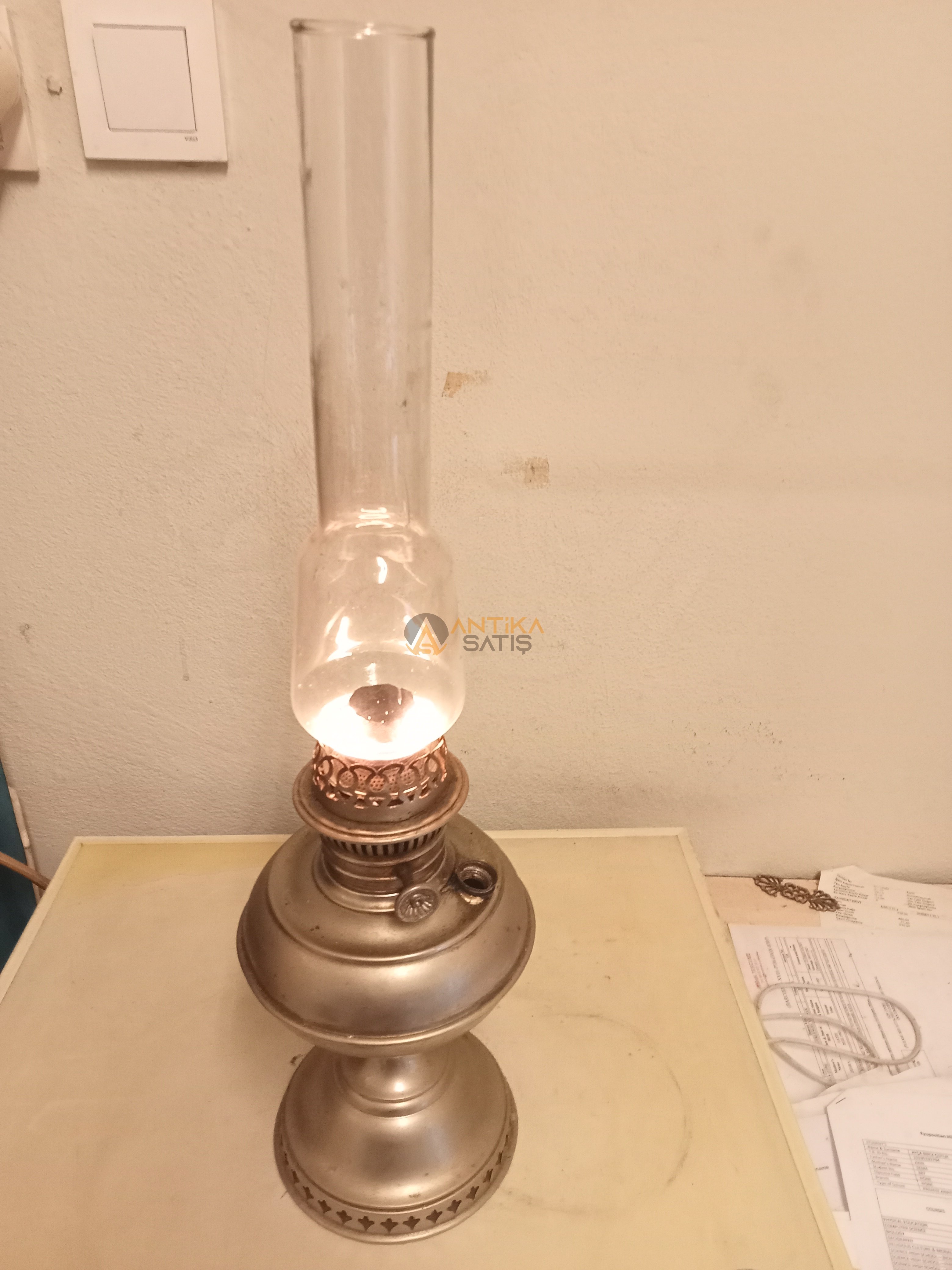 Amerikan Rayo marka antika yuvarlak fitilli (center draft) gaz lambası