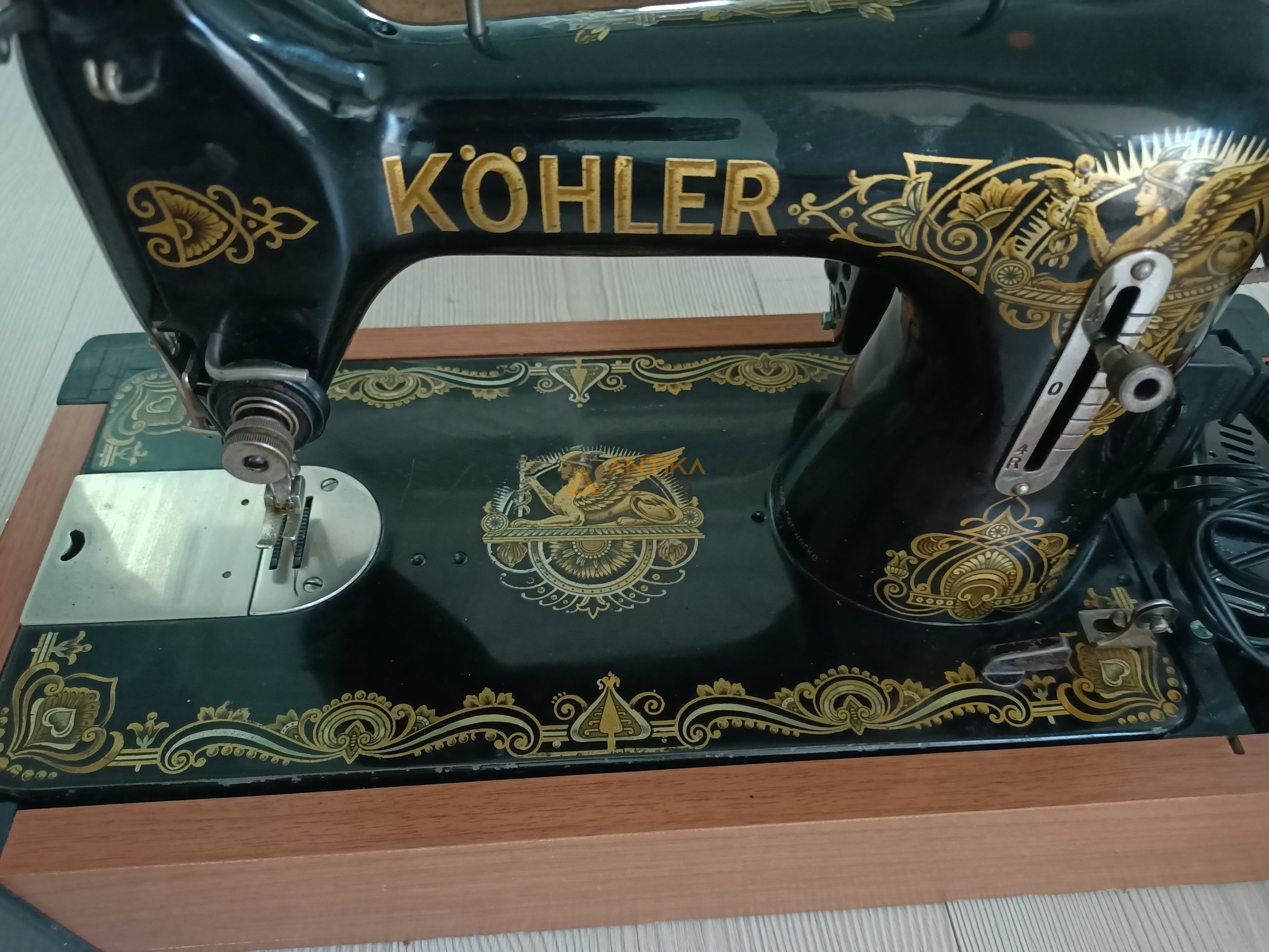 Taşınabilir köhler marka dikiş makinesi